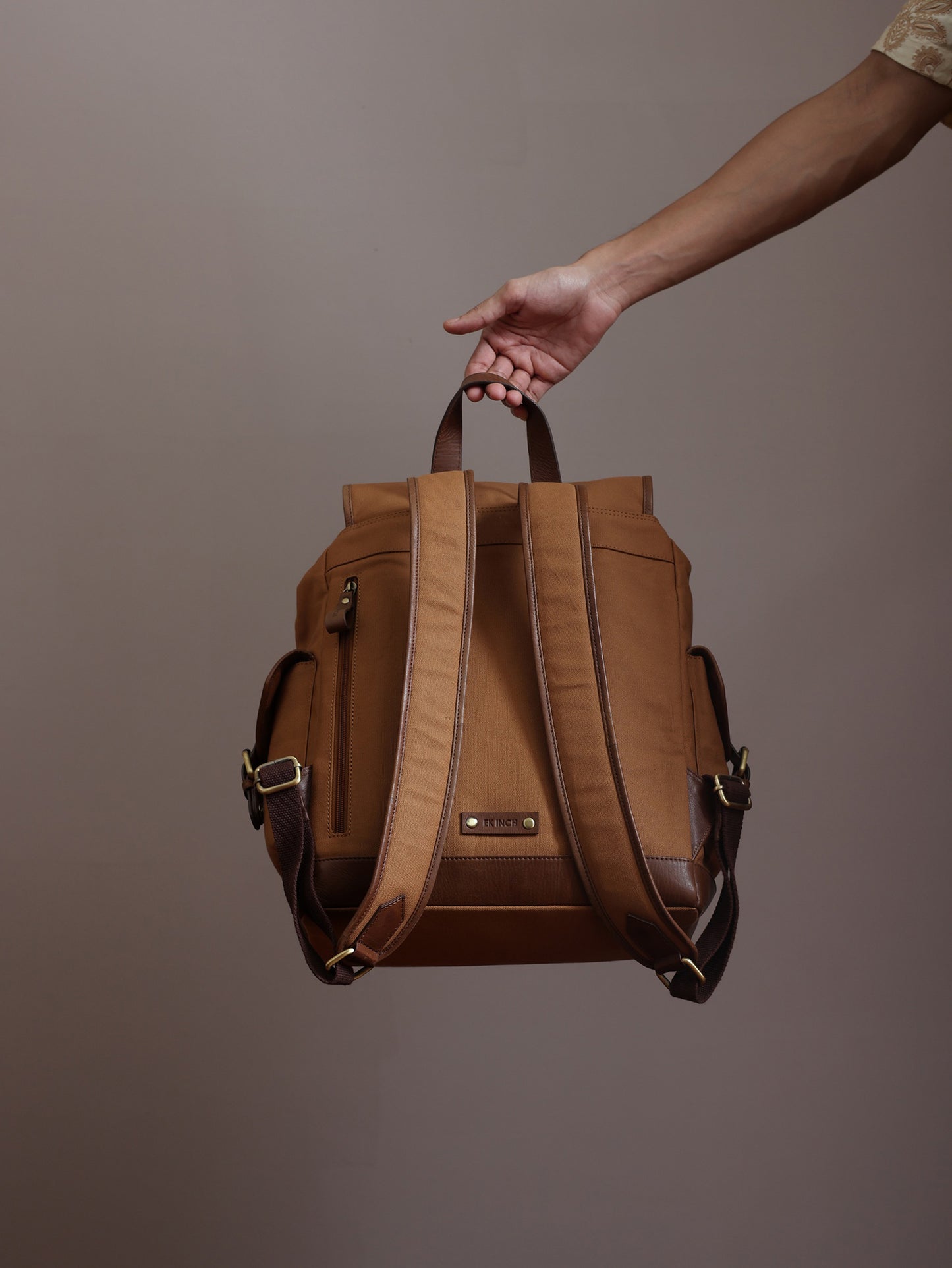 Unisex canvas and leather backpack for everyday travel