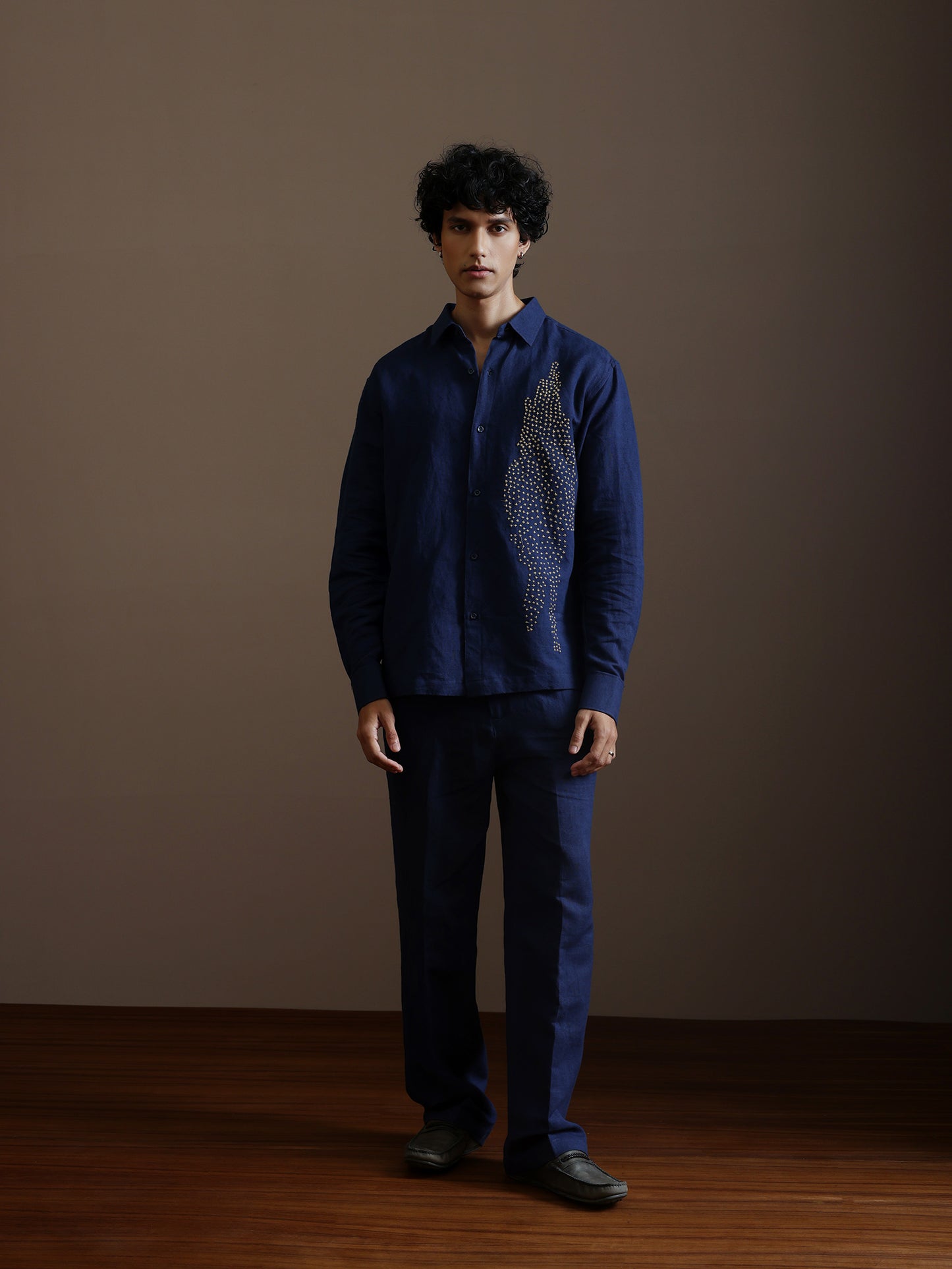 Relaxed fit linen shirt