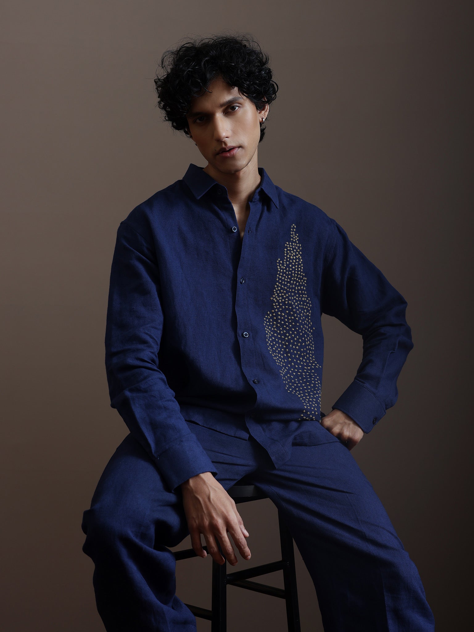 Relaxed fit linen shirt