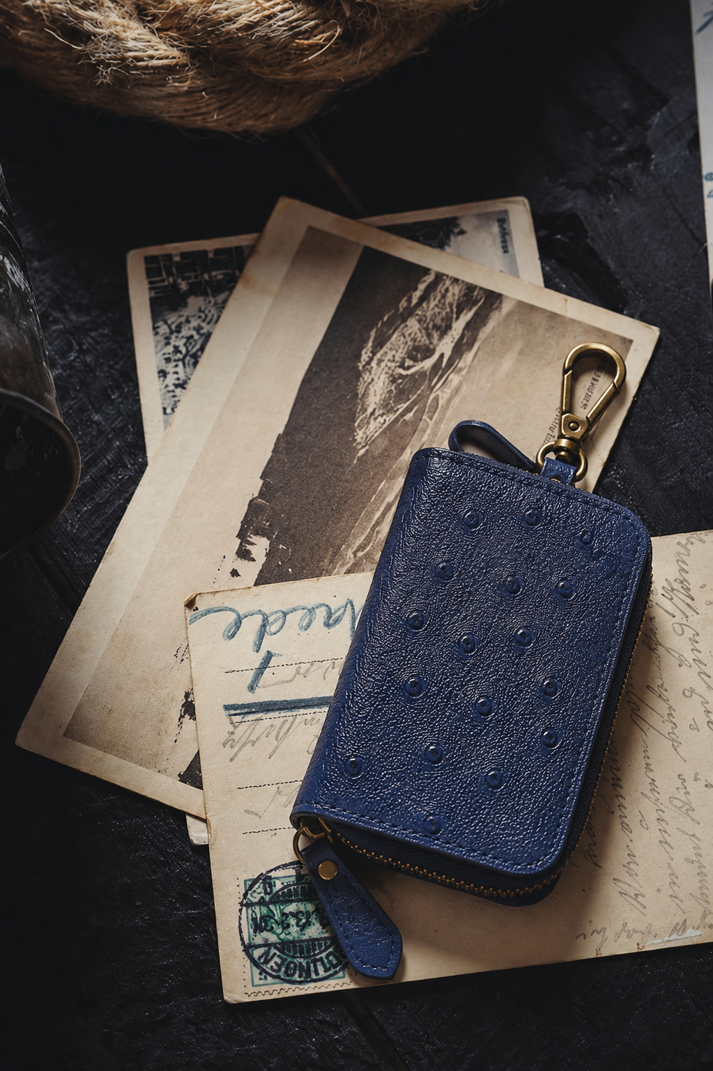 Sierra Car Key Case | Handcrafted Leather Zip Around Key Holder | Studio Ek Inch